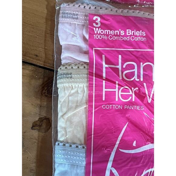NEW! VTG 1987 Hanes Her Way Cotton Briefs. 3 Pack. Size 8. Multi-color - Picture 3 of 5